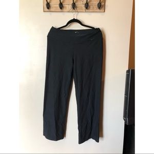 NIKE L DRI FIT YOGA PANTS GREY STRAIGHT LEG